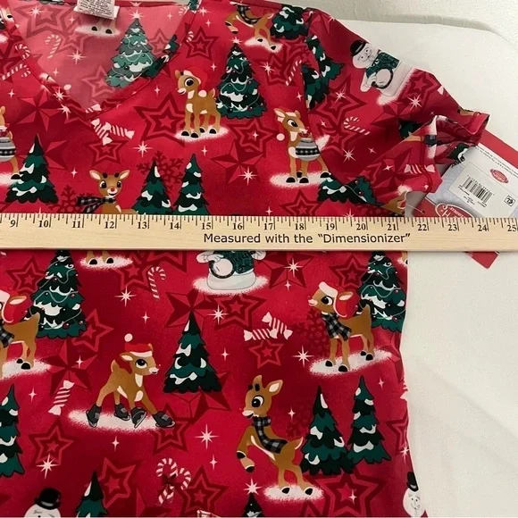 Rudolph Christmas Women’s V-Neck Medium 2 Pockets Multi Colored Scrub Top NWT - Picture 10 of 10